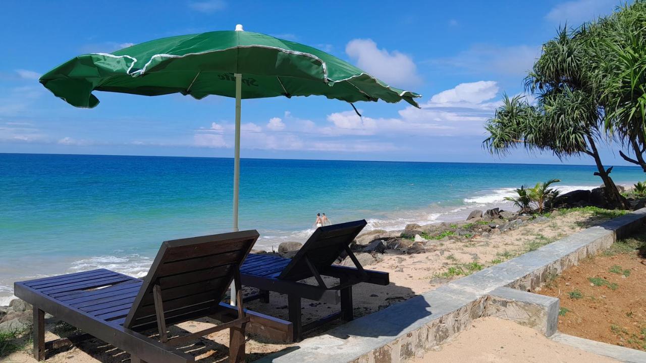 Sevenra Grand Beach Hotel Ambalangoda  Exterior photo